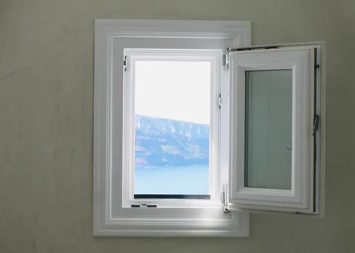 By The Mill Tatil Evi Oia